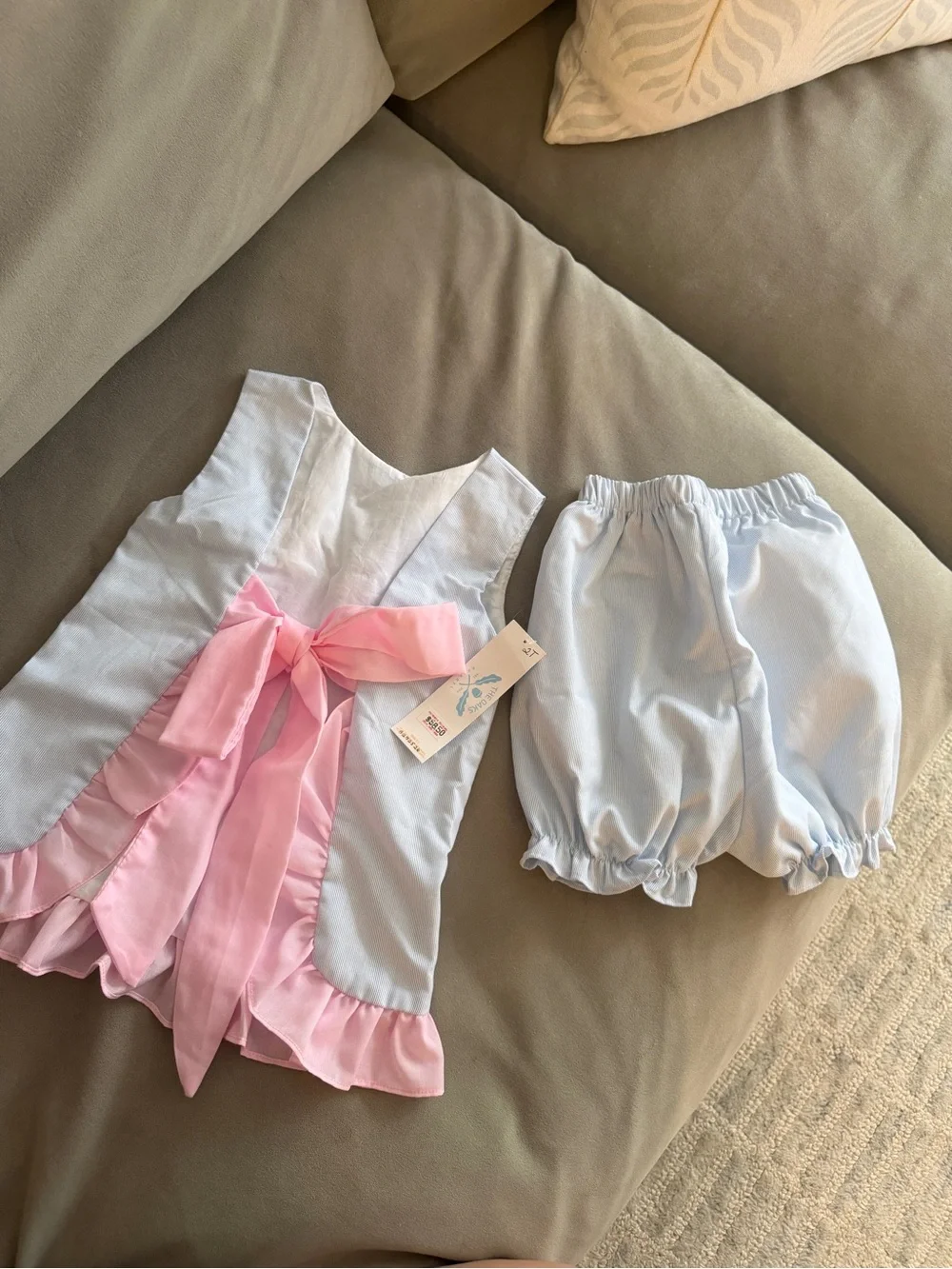 NWT 2T Light Blue & Pink Bow Bubble Short Set